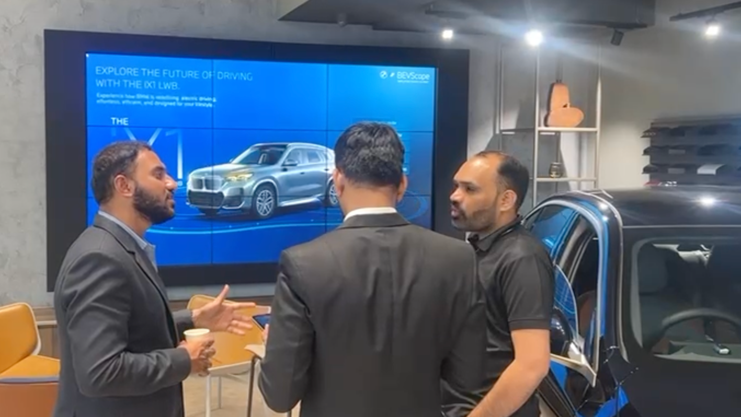 bmw besvcape experince center 2.png